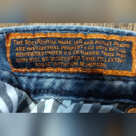 ROCK REVIVAL Moon Ankle Skinny Stretch Distressed Jeans Womens Size 24 Pre-owned - Picture 15 of 17